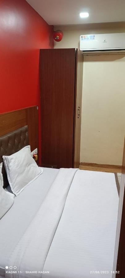 Hotel A Suites Mumbai Exterior foto
